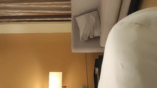 气质御姐真实女同一人单秀 柔软身体瑜伽垫上一字马 多套情趣装换装 从