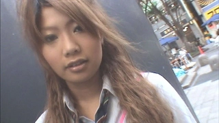 酒店偷拍高颜值兼职美女