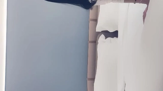 再约新人，cosplay小萝莉，娇小可爱乖萌鲜嫩，玲珑有致的胴体让人欲罢不能