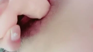 性感学生妹直播跳蛋自慰 骚逼很粉 声音很好听 身材很好