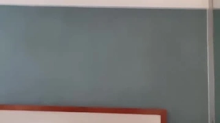 性欲高涨的大学生与陌生人满足她的性欲