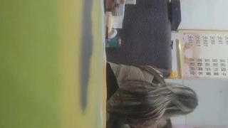 网红一线臀模小青青露脸出境顔值高奶子正屁股翘情趣黑丝看着就超有感觉